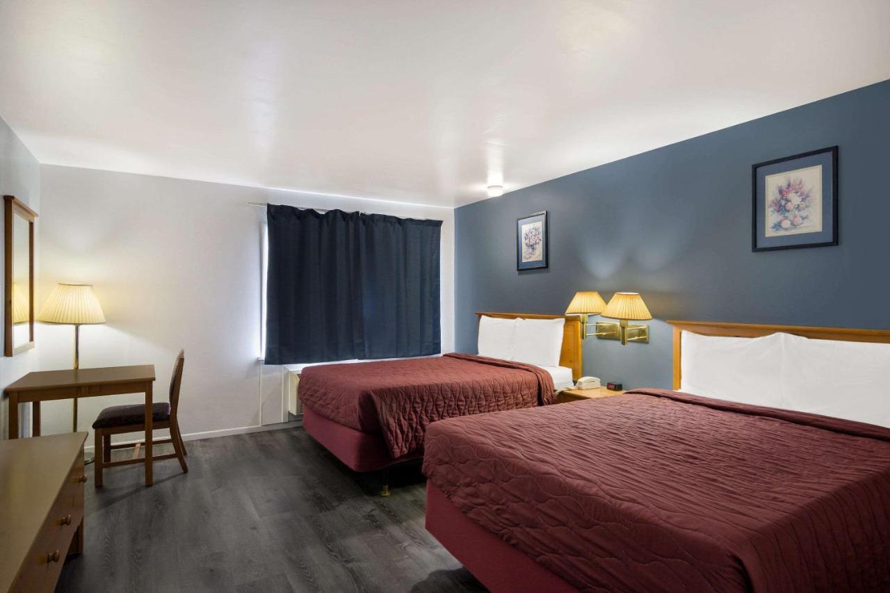 Rodeway Inn & Suites Sidney Historic Downtown I-80 Zewnętrze zdjęcie