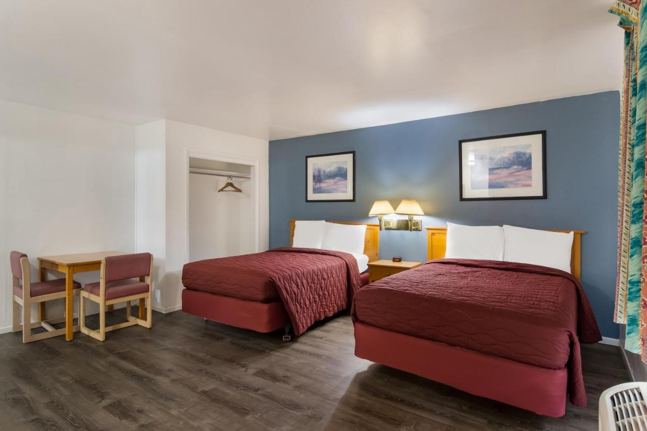 Rodeway Inn & Suites Sidney Historic Downtown I-80 Zewnętrze zdjęcie